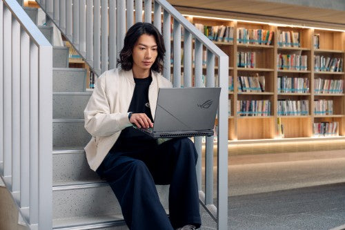 ASUS ROG Strix G16 G614PR-RV003W Copilot+ PC AMD Ryzen™ 9 7940HX Laptop 40.6 cm (16") WUXGA 32 GB DDR5-SDRAM 1 TB SSD NVIDIA GeForce RTX 5070 Ti Wi-Fi 6E (802.11ax) Windows 11 Home Belgian Black, Grey