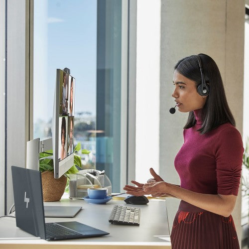 HP EliteOne 870 G9 Intel® Core™ i7 i7-14700 68.6 cm (27") 2560 x 1440 pixels All-in-One PC 32 GB DDR5-SDRAM 512 GB SSD Windows 11 Pro Wi-Fi 6E (802.11ax) Silver