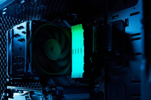 Kingston Technology FURY 32GB 3200MT/s DDR4 CL16 DIMM Renegade RGB