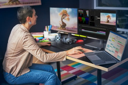 HP Z27xs G3 computer monitor 68.6 cm (27") 3840 x 2160 pixels 4K Ultra HD Black