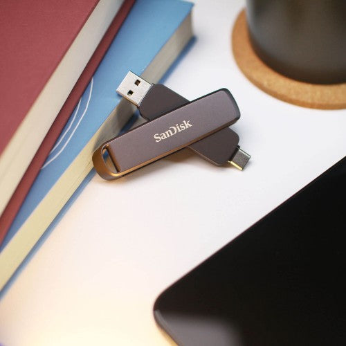 SanDisk Extreme PRO USB flash drive 256 GB USB Type-C/USB Type-A 3.2 Gen 2 (3.1 Gen 2) Black