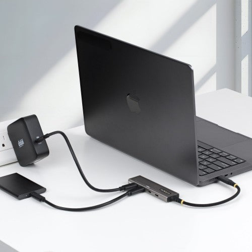 StarTech.com 4-Port USB-C Hub, 10Gbps, 100W PD Charging, 4x USB-C Ports, Overcurrent Protection, PCR Aluminum, For MacBook / Dell / ThinkPad / HP / iPad / Tablet