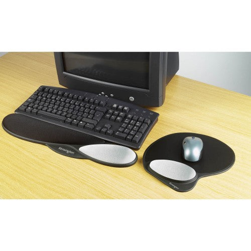 Kensington Memory Gel Mouse Pad with Integral Wrist Rest Black