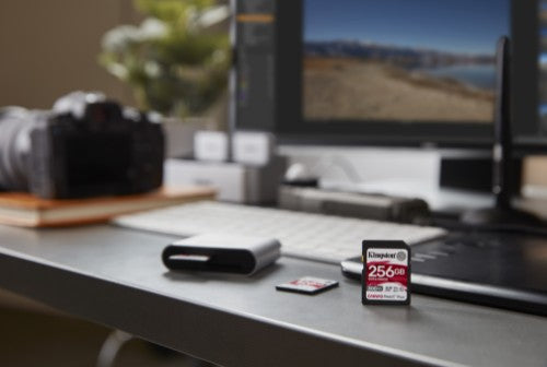 Kingston Technology 256GB Canvas React Plus SDXC UHS-II 300R/260W U3 V90 for Full HD/4K/8K