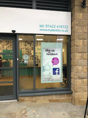 Allsee Technologies HDS43HD8 Signage Display Double sided totem 109.2 cm (43") LCD Wi-Fi 700 cd/m² Full HD White Built-in processor Android 5.1.1 24/7