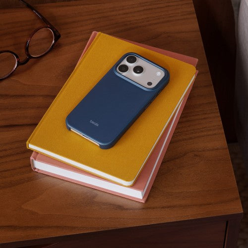 Apple Beats iPhone 17 Pro Case with MagSafe and Camera Control – Bedrock Blue