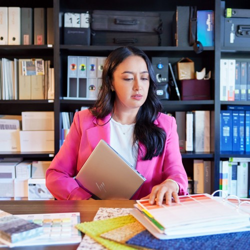 HP ZBook Firefly G11 A AMD Ryzen™ 7 8840HS Mobile workstation 35.6 cm (14") WUXGA 32 GB DDR5-SDRAM 512 GB SSD Wi-Fi 6E (802.11ax) Windows 11 Pro AI PC Grey