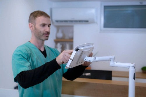 Compulocks iPad 10.2" Space Enclosure Medical Rolling Cart Extended White