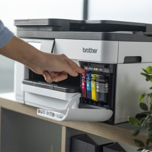 Brother LC-528Y Ink cartridge yellow extra High-Capacity, 5K pages ISO/IEC 19752 for Brother MFC-J 6560/6975