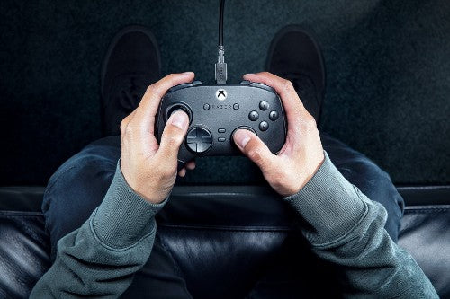 Razer Wolverine V3 Tournament Edition Black USB Gamepad Analogue PC, Xbox Series S, Xbox Series X