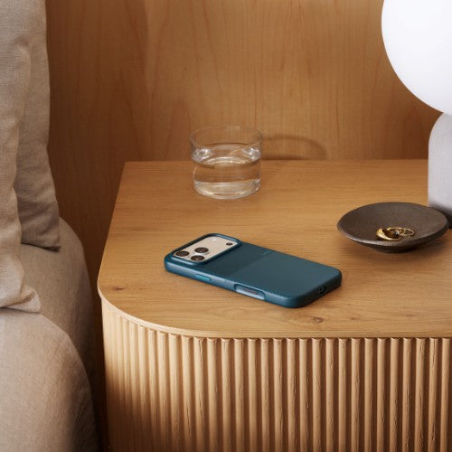 Apple Beats iPhone 17 Pro Max Rugged Case with MagSafe and Camera Control – Rocky Blue