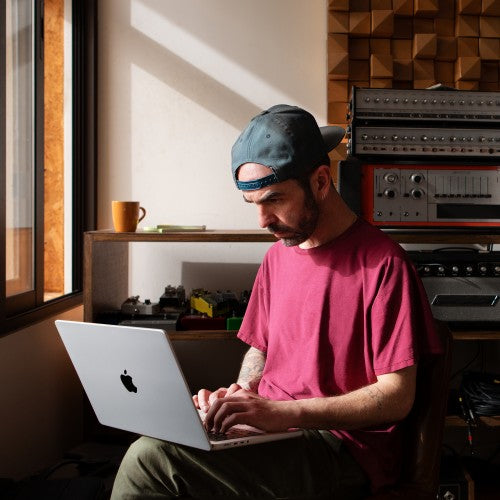 Apple MacBook Pro 2023 14.2in M2 Pro 16GB 500GB - Silver