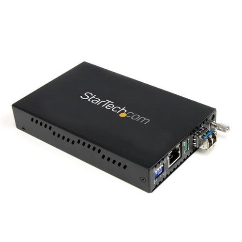 StarTech.com 1000 Mbps Gigabit Single Mode Fiber Media Converter LC 40 km - TAA