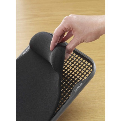 Kensington Height Adjustable Gel Mouse Pad Black