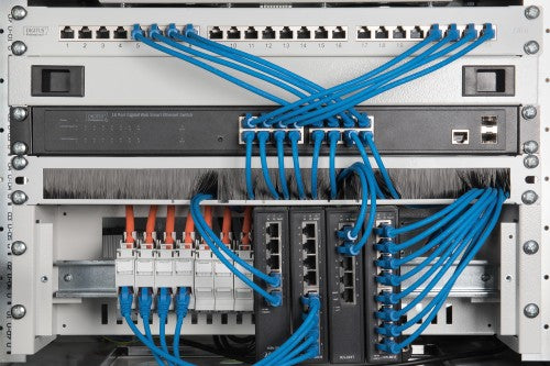 Digitus 482.6 mm (19") rack-mount DIN rail panel, 3U