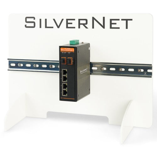 SilverNet SIL 73204P network switch Unmanaged L2 Gigabit Ethernet (10/100/1000) Power over Ethernet (PoE) Black