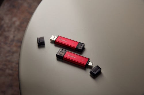 Kingston Technology 2TB Dual USB-A/C Portable SSD, Up to 1050MB/s USB 3.2 Gen 2