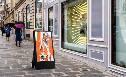 Allsee Technologies OAB43HD8-CW Signage Display Digital A-board 109.2 cm (43") 700 cd/m² Full HD Black Built-in processor Android 7.1