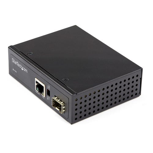 StarTech.com PoE+ Industrial Fiber to Ethernet Media Converter 60W - SFP to RJ45 - Singlemode/Multimode Fiber to Copper Gigabit Ethernet - Compact Size - IP-30/ -40 to +75C - TAA