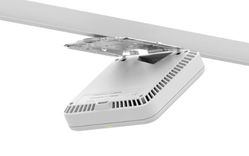 NETGEAR WBE758 11530 Mbit/s White Power over Ethernet (PoE)