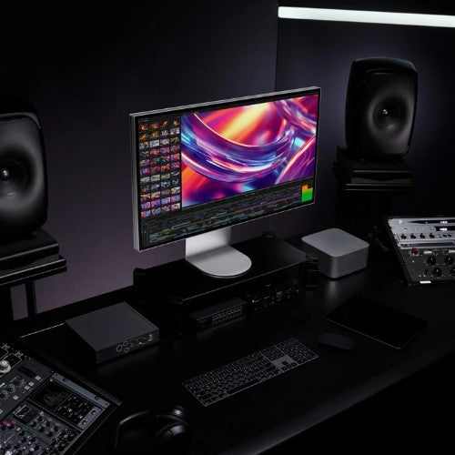 LG 32U990A-S computer monitor 81.3 cm (32") 6144 x 3456 pixels 6K Ultra HD LCD Grey