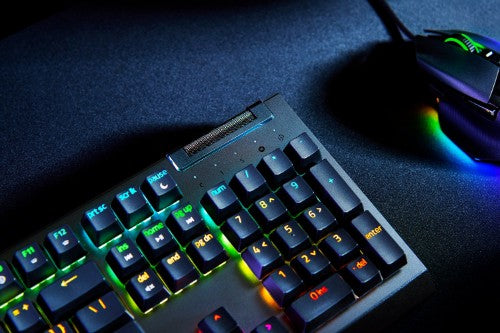 Razer BlackWidow V4 X keyboard USB QWERTY UK International Black
